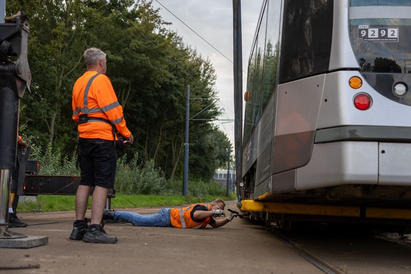Tramverkeer gestremd door ontsporing in Schiedam